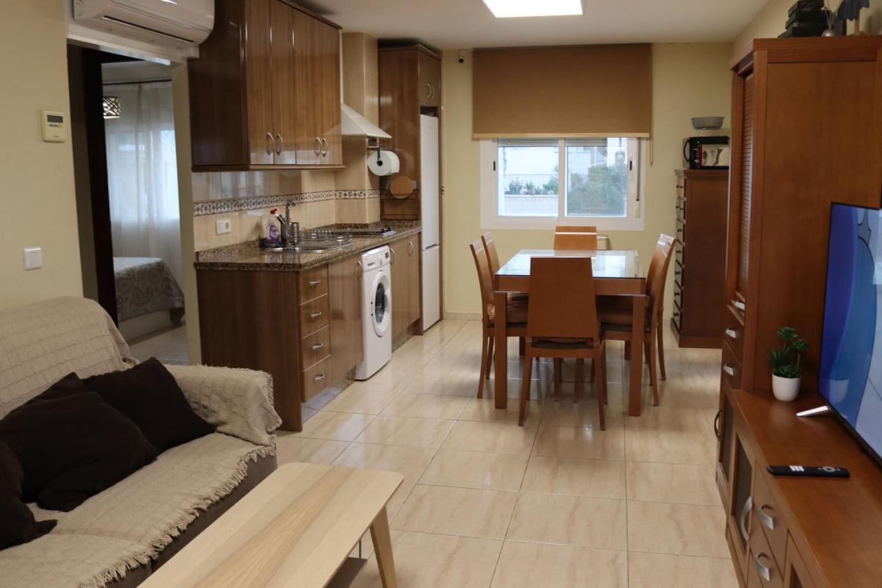 Apartamentos Carihuela Playa, Acogedor, Wifi Y Fibra Optica Torremolinos Bagian luar foto