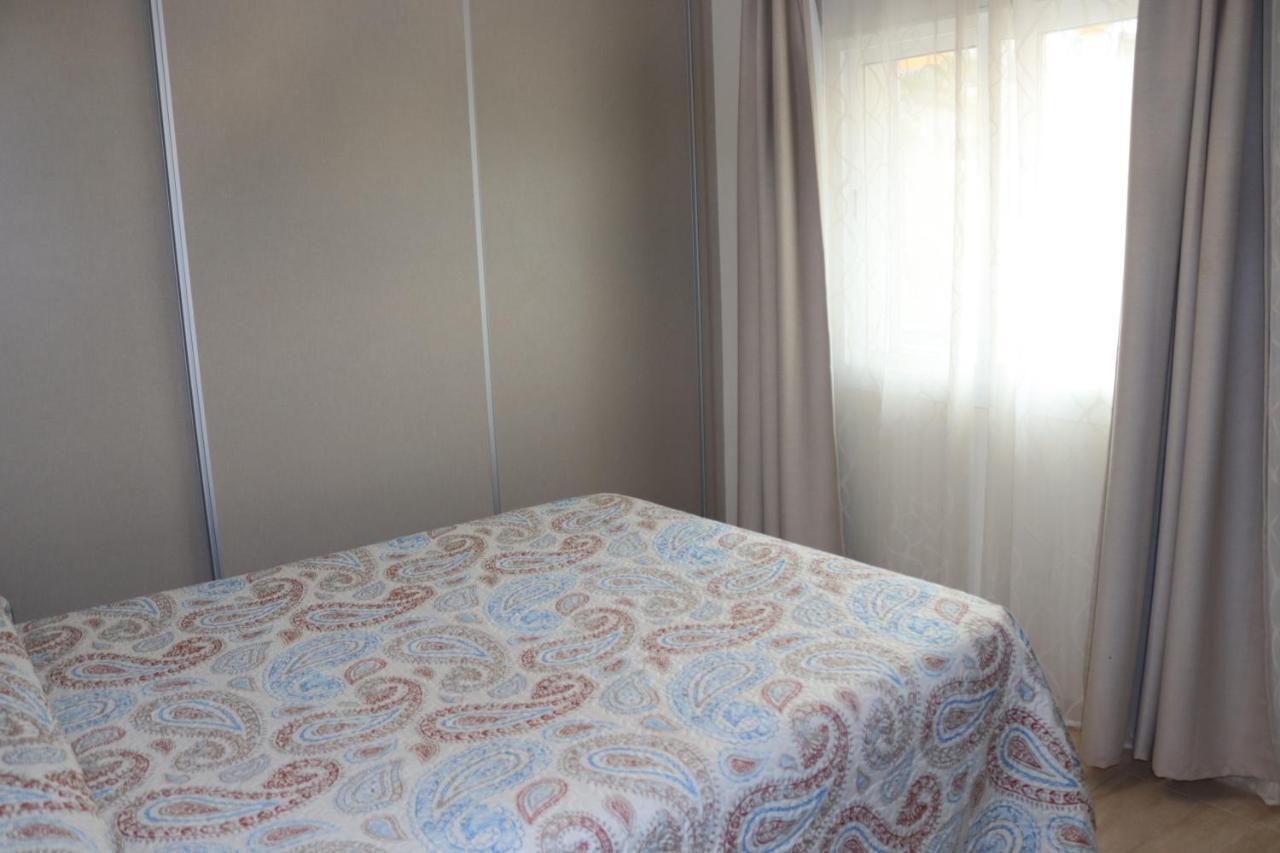 Apartamentos Carihuela Playa, Acogedor, Wifi Y Fibra Optica Torremolinos Bagian luar foto